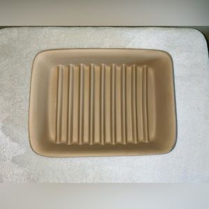 Pampered chef ridged stoneware